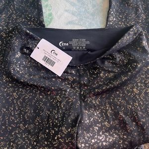 Zyia size 12 Rose Gold leggings